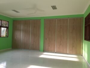 pintu partisi geser