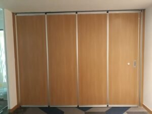 pintu partisi geser