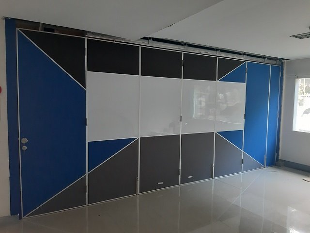 pintu partisi
